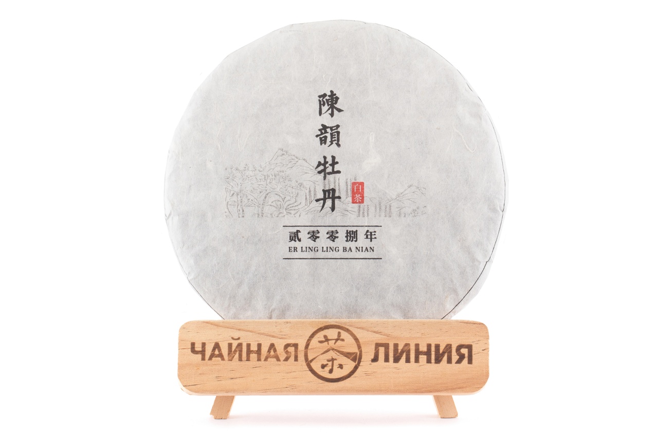 Buy, white tea Прессованный Чэнюнь мудань 2008 г. Белый пион со старой мелодией, 300 гр. | 白茶