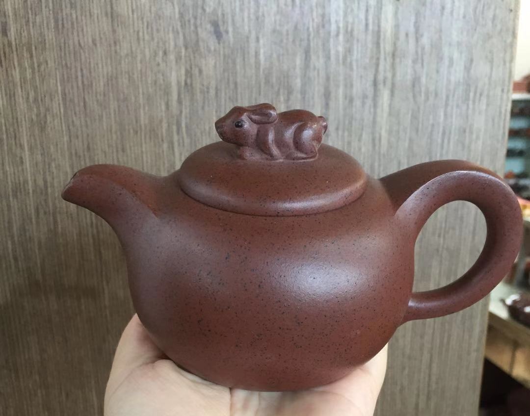 Чайник глиняный «Лунный кролик». Price: ₽2,450 rub.