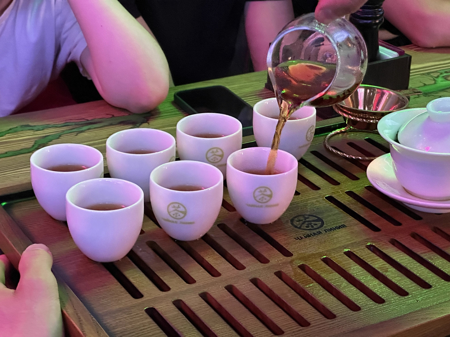 Tea ceremony in Yelets: "Tea line" and restaurant "Yesenin" give you a new taste journey