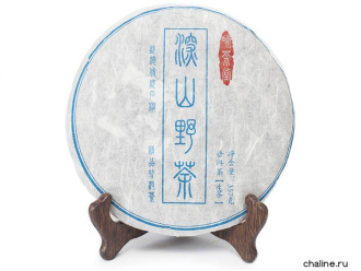 Pressed Raw Pu-erh Tea - Шэн пуэр 2009 г. «Дикий чай с гор Мэнку» марки «Юнчатан» 357 г