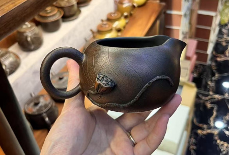 Clay teapot from Qinzhou, Guangxi "Freshness". Price: ₽9,610 rub.