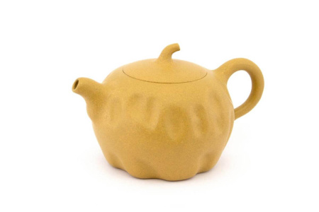 Yixing clay teapot "Yunshi" by master Gao Wenyi, 180 ml.. Price: ₽19,770 rub.