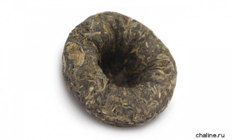 Pressed Raw Pu-erh Tea - Шэн пуэр 2014 г. «Люкс» марки «Сосна и журавль» завода «Сягуань» гнездо 100 г, 