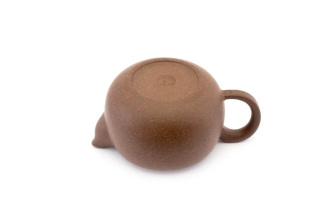 Чайник из исинской глины «Воин» мастера Гао Вэньи, 130 мл.. Price: ₽13,130 rub.