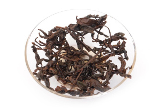 Red tea Ешэн цзинь мудань хунча (Дикорастущий красный чай Золотой пион)