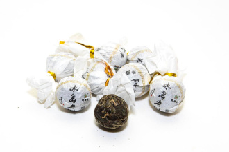 Pressed Raw Pu-erh Tea - Sheng pu-erh 2017 "Bingdao lao shu" brand "Kaishunhao"