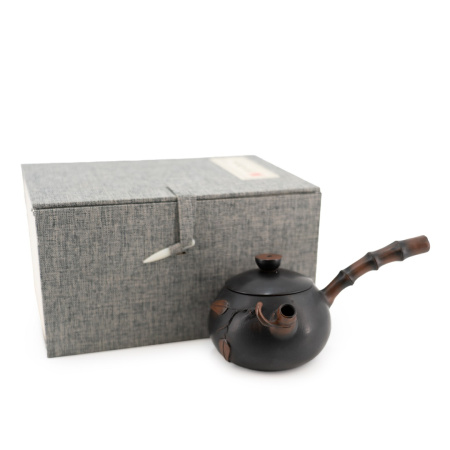 Глиняный чайник из Циньчжоу, Гуанси "Бамбуковый ствол", 180 мл.. Price: ₽27,470 rub.