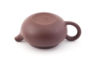 Ceramic teapot from Yixing, Jiangsu "Convenience in simplicity", 180 ml.. Price: ₽7,850 rub.