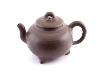 Чайник из исинской глины «Чугунок» мастера Гу Линлин, 260 мл.. Price: ₽14,480 rub.