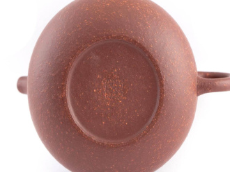 Yixing clay teapot "Parisian" by master Gao Wenyi, 180 ml.. Price: ₽23,750 rub.