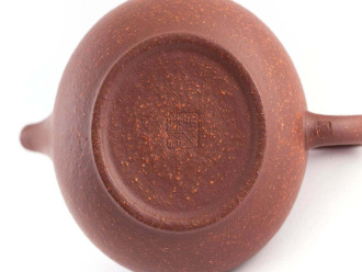 Yixing clay teapot "Maiden's Secret" by master Gao Wenyi, 130 ml.. Price: ₽21,570 rub.