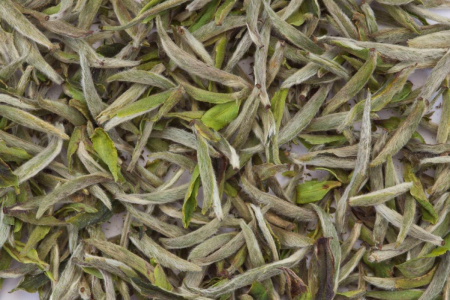 Buy, white tea Байхао иньчжэнь из Хулиня (Серебряные иглы с белым пушком)