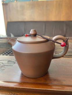 Глиняный чайник из Цзяньшуй, Юньнань "Полёт". Price: ₽17,000 rub.