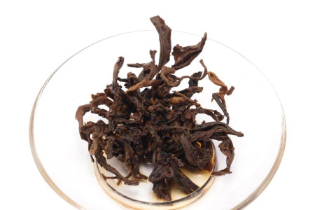 Red tea Hong Longzhu (Red Dragon Pearl)