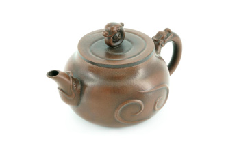 Чайник из Исин, Цзянсу "Смауг". Price: ₽5,820 rub.