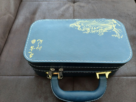 Походный чайный сервиз с кожаным кейсом "Кругосветное путешествие". Price:  rub.