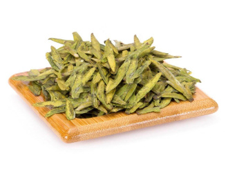 Green tea Shi Feng Longjing 2 (The Dragon Well of Shi Feng)