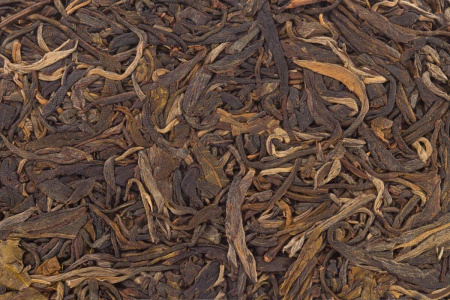 Pressed Raw Pu-erh Tea - Шэн пуэр 2019 г. «Высокие деревья ранней весной» завода «Датан» 357 г, 