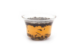 Red tea Янь сюнь сяочжун (Сяочжун дымного копчения)