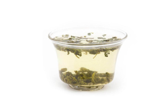 Green tea Fujian Bi Luo Chun 1 (Emerald Spirals of Spring from Fujian)
