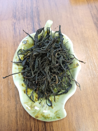 Sochi Oolong Tea - Сочинская габа "Копчёная", анаэробная сильная ферментация с последующим копчением на грушевых дровах, 