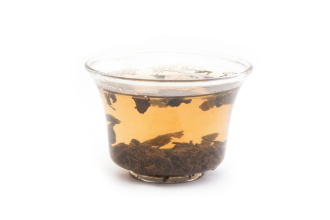 Loose Leaf Pu-erh Tea - Дикий среднелистовой шэн пуэр 2007 г, 