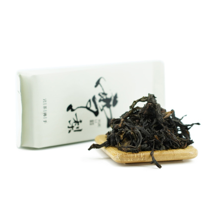 Northern Fujian Oolong from Wuyi, Yan Cha Сюэ ли Фо Шоу (уишаньский улун "Ладонь Будды" мастера Го Цзяфу), 8 г