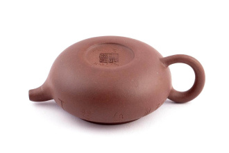 Ceramic teapot from Yixing, Jiangsu "Baizhuixiang", 140 ml.. Price: ₽4,330 rub.