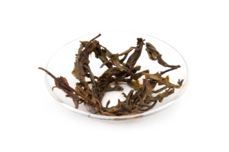 Pressed Raw Pu-erh Tea - Шэн пуэр 2004 г. «Мусульманин» чайного дома «Динсин» 357 г, 