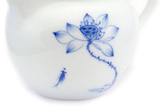 Porcelain chahai "Lotus", 235 ml. Price: ₽640 rub.