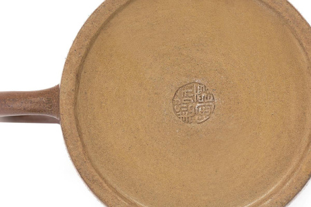 Чайник из исинской глины мастера Линь Ючжэнь «Медовый». Price: ₽7,030 rub.