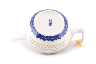 Чайник из рисового фарфора «Бусинки и цветочки», 250 мл.. Price: ₽920 rub.