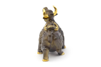 Color-changing tea figurine "Bull of Wealth". Price: ₽2,670 rub.