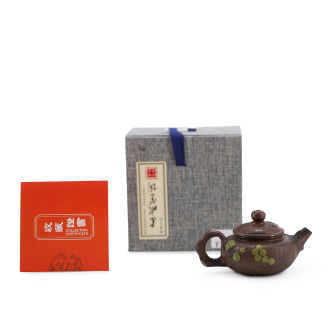 Глиняный чайник из Циньчжоу, Гуанси "Первые листочки", 95 мл.. Price: ₽14,260 rub.