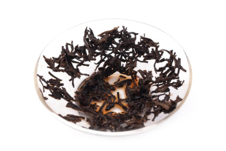 Loose Leaf Pu-erh Tea - Шу пуэр 2015 г. "Бай хао гунтин" (Дворцовый номер 100), 