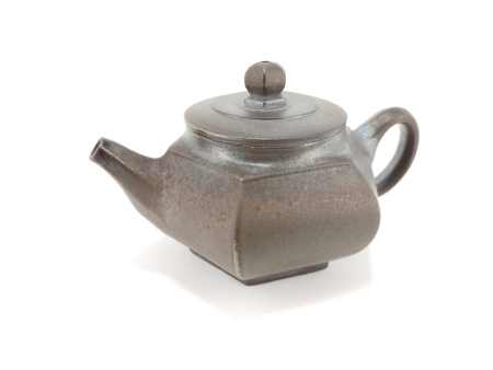 Глиняный чайник дровяного обжига из Исин, Цзянсу "Шестиугольный". Price: ₽24,170 rub.