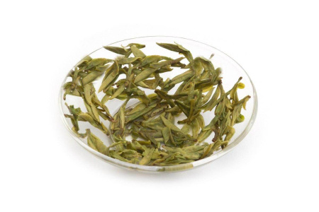 Green tea Shi Feng Longjing 2 (The Dragon Well of Shi Feng)