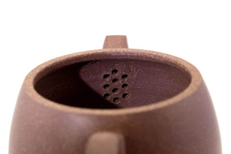 Yixing clay teapot "Greece" by master Gao Wenyi, 200 ml.. Price: ₽19,550 rub.