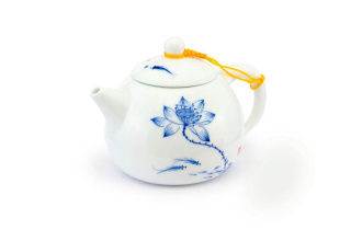 Чайник фарфоровый «Лотос», 325 мл.. Price: ₽1,440 rub.