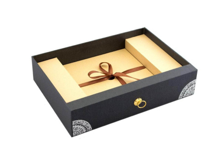 A package for two pancakes of Tea Line pu-erh tea. Price: ₽5,050 rub.