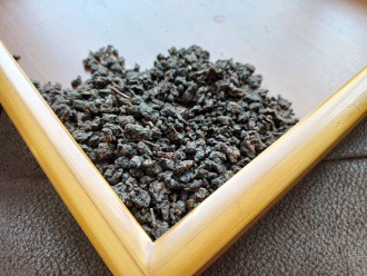 Taiwanese Oolong Tea (Formosa) - Lishan Lao Cha Wang 1994 (Lord of the Old Tea from Lishan Mountains)