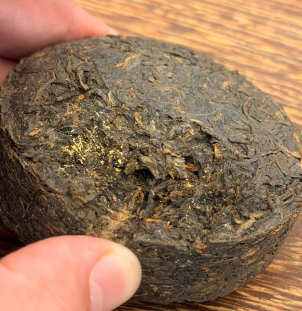 Dark Tea (Hei cha) - Любао Цзиньхуа марки "Сань хэ" 100 г, 