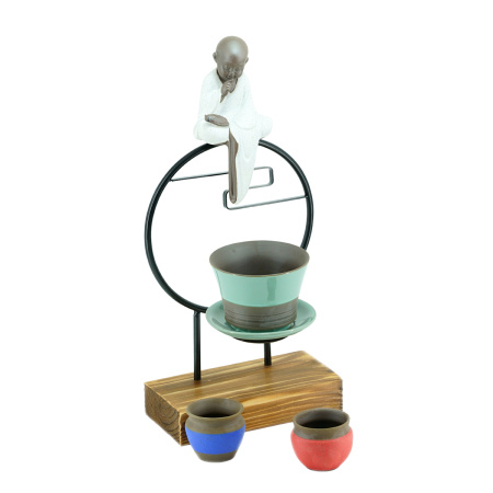 Декоративная настольная подставка "Монах с цикадой". Price: ₽7,270 rub.