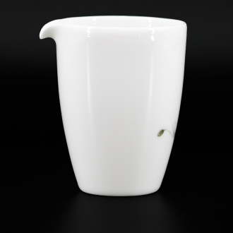 Hand-painted porcelain chahai "Flower Garden" 220ml. Price: ₽10,840 rub.