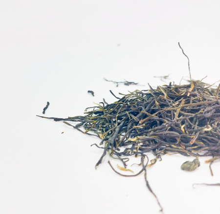 Green tea Xinyang maojian (Fleecy points from Xianyang)