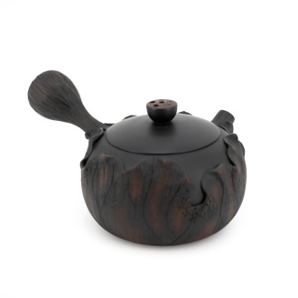 Глиняный чайник из Цзяньшуй, Юньнань "Облачённый", 245 мл.. Price: ₽25,050 rub.