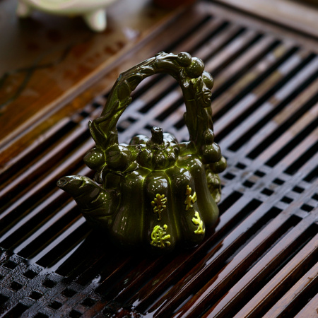 Чайная фигурка меняющая цвет "Шуй Ху". Price: ₽2,140 rub.