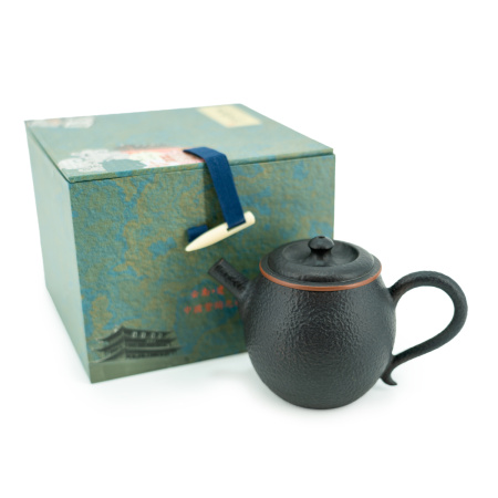 Jianshui Yunnan Clay Teapot "New Look", 170ml.. Price: ₽22,130 rub.