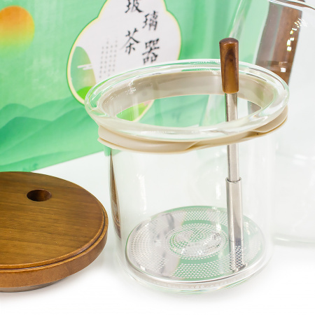 Teapot with a drain system and a glass flask, 650 ml. Price: ₽4,610 rub.