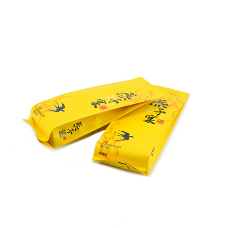 Northern Fujian Oolong from Wuyi, Yan Cha Yanzi Ke Rougui (Rougui from the Swallow Gorge of Master Guo Jiafu), 8.5 g